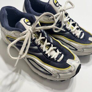 Vintage Rare Adidas Galactic Sneakers – Size 7
